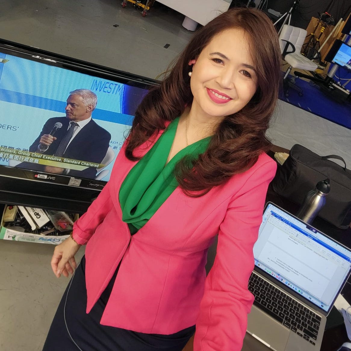 Wo/Men of Pearls: Melissa Gecolea, TV Anchor and Supervising Producer